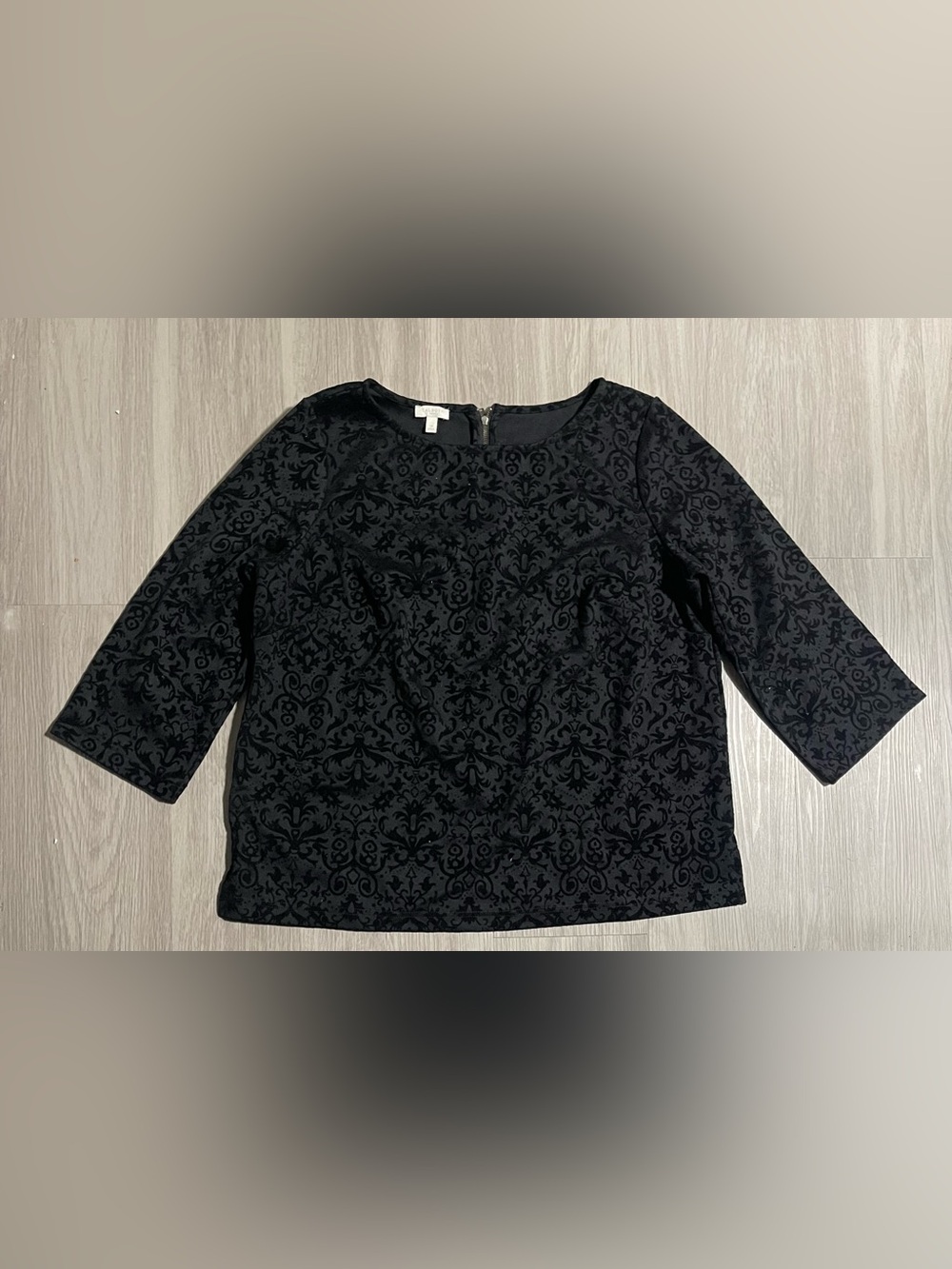 Black Talbot Velvet 3/4 Sleeve Women's Top